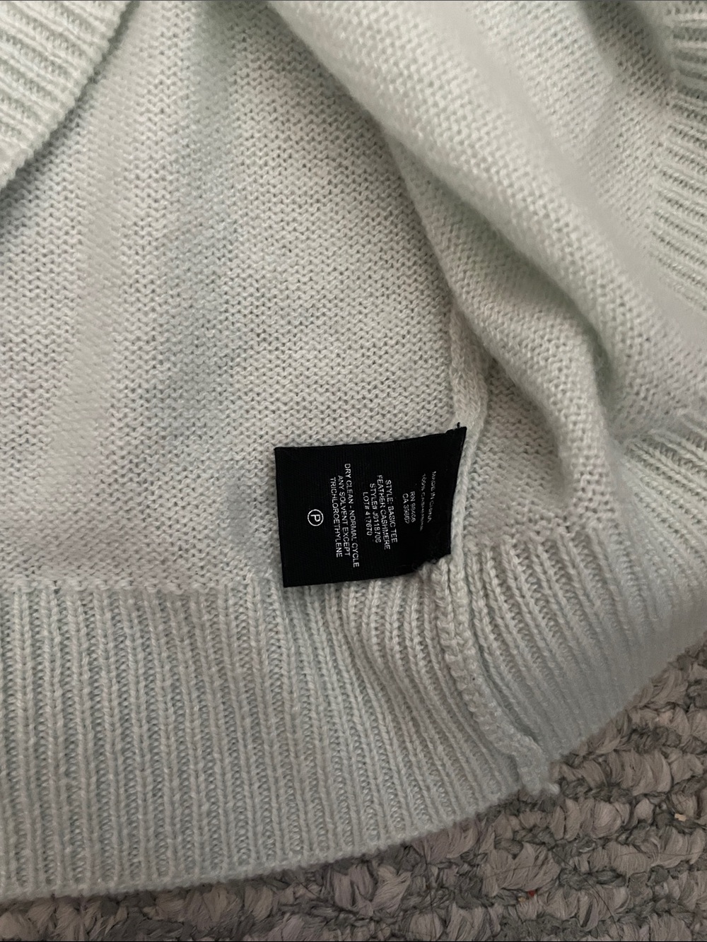 Theory Basic Tee in Regal Wool - Picture 6 of 7